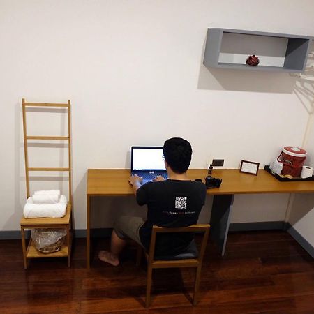 ค่ำนี้ที่อุทัย Bed & Breakfast Ban Khok Mo ภายนอก รูปภาพ