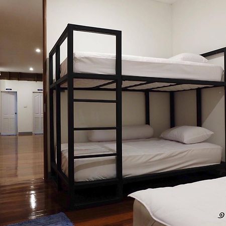 ค่ำนี้ที่อุทัย Bed & Breakfast Ban Khok Mo ภายนอก รูปภาพ