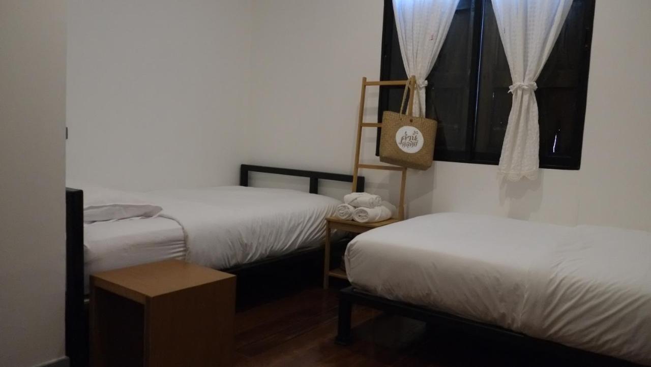 ค่ำนี้ที่อุทัย Bed & Breakfast Ban Khok Mo ภายนอก รูปภาพ