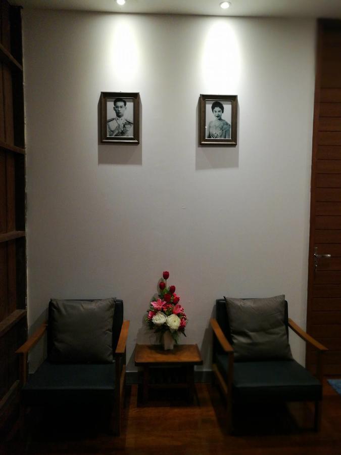 ค่ำนี้ที่อุทัย Bed & Breakfast Ban Khok Mo ภายนอก รูปภาพ