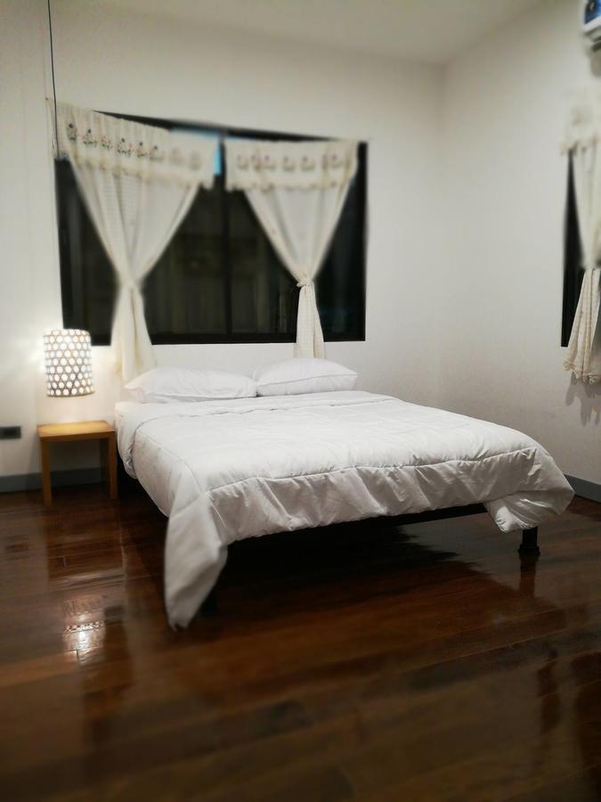 ค่ำนี้ที่อุทัย Bed & Breakfast Ban Khok Mo ภายนอก รูปภาพ